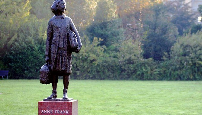 Amsterdam Sightseeing: Tourist Guide To Amsterdam Part 3 Anne Frank’s House 669x381 - Amsterdam Sightseeing: Tourist Guide To Amsterdam Part 3