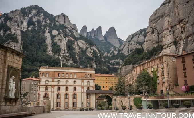 Sightseeing In Barcelona - Famous Tourist Sights and Attractions Montserrat Monastery Spain e1550729425307 - Sightseeing In Barcelona - Famous Tourist Sights and Attractions