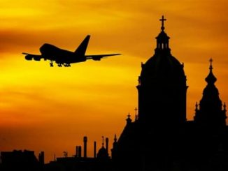 11 Useful Tips for Booking Cheap Flights How to find cheap international flights 326x245 - 11 Useful Tips for Booking Cheap Flights
