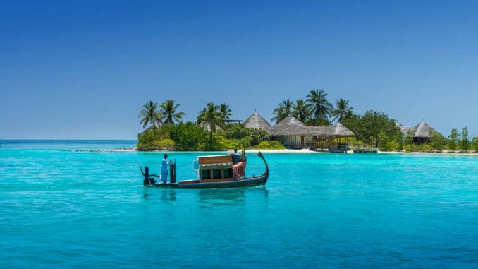 Top Maldives Holiday Resorts Four Seasons Resort Maldives 678x381 - Top Maldives Holiday Resorts
