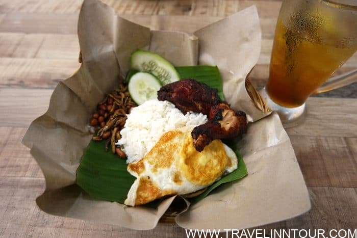 5 Famous Malaysian Dishes You Need To Try Nasi Lemak 1 e1575601246466 - 5 Famous Malaysian Dishes You Need To Try